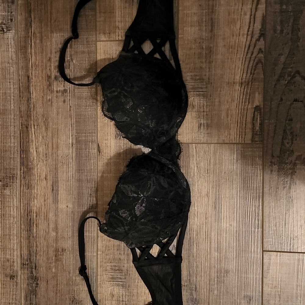 Victoria's Secret dat push up size 32D